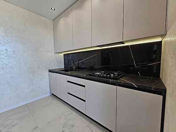 Продам двокімнатну квартиру з ремонтом та видом на гори Ивано-Франковск