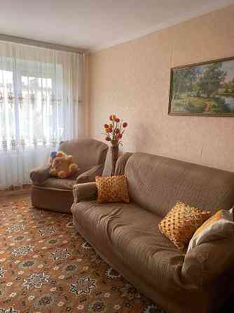 Продається 2х кімнатна квартира по пр. Відродження в хорошому стані. Луцьк