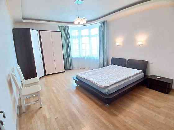 4к квартира. Електрика Є завжди. Центр Києва. Обсерваторна вул Паркінг Київ