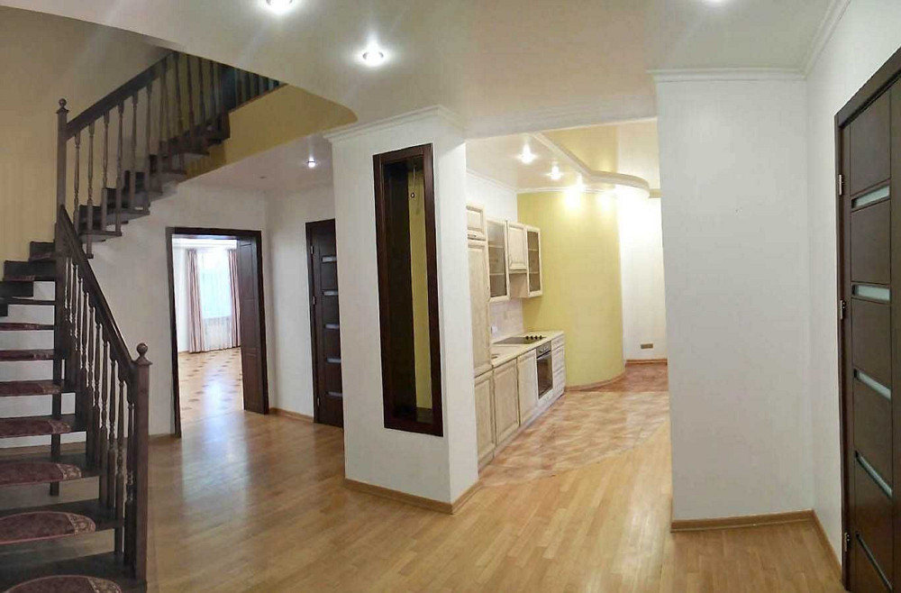 4к квартира. Електрика Є завжди. Центр Києва. Обсерваторна вул Паркінг Київ - зображення 7