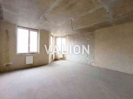 Продаж просторої 2-к квартири, 103 м2, вул.Саперно-Слобідська,22 Киев