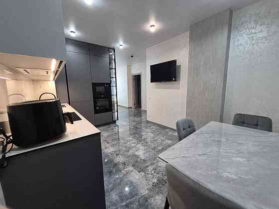 Простора 2к. квартира в ЖК Золота Ера Крижанівка