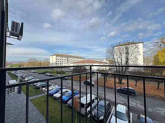 Продам! Двокімнатна з якісним ремонтом поруч центру! Вигідно! Ивано-Франковск