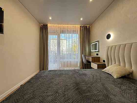 Продам! Двокімнатна з якісним ремонтом поруч центру! Вигідно! Ивано-Франковск