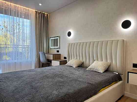 Продам! Двокімнатна з якісним ремонтом поруч центру! Вигідно! Ивано-Франковск