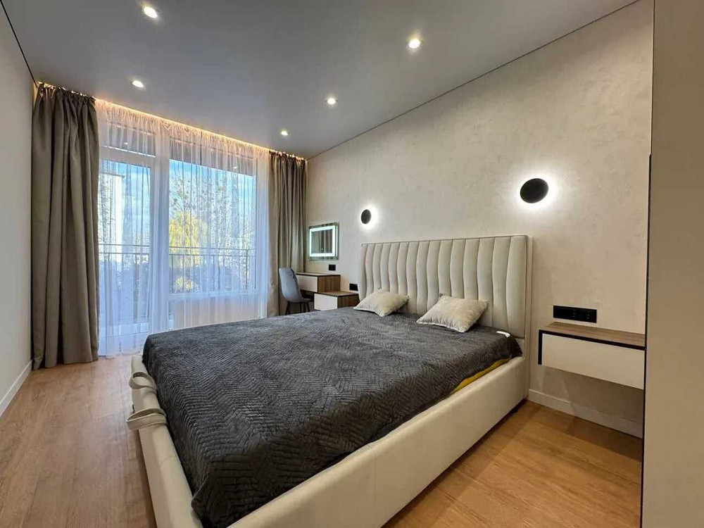 Продам! Двокімнатна з якісним ремонтом поруч центру! Вигідно! Ивано-Франковск - изображение 1