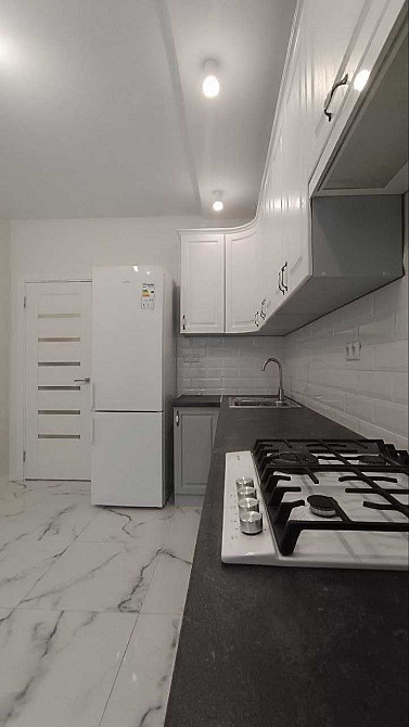 Продається однокімнатна квартира містечко Центральне - 46м2 Ивано-Франковск - изображение 3