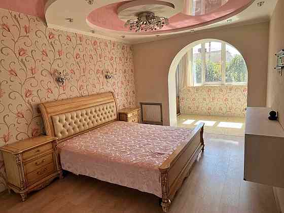 СДАМ ШИКАРНУЮ 2 комнатную квартиру Есть ГАЗ, БАЛКОН, ВАННА и 1 Этаж! Одеса