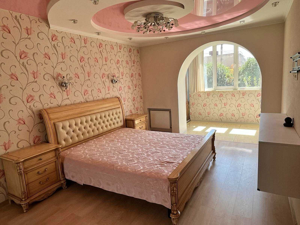 СДАМ ШИКАРНУЮ 2 комнатную квартиру Есть ГАЗ, БАЛКОН, ВАННА и 1 Этаж! Одеса - зображення 1