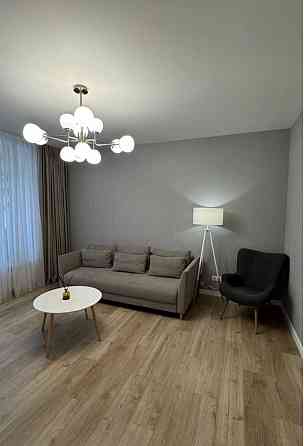 Продам 3 к. квартиру с качественным ремонтом в ЖК Омега Одеса