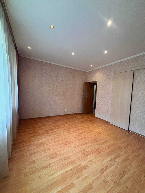 3кімнатна-сталінка, центр, КПІ,капремонт,меблі Киев - изображение 3