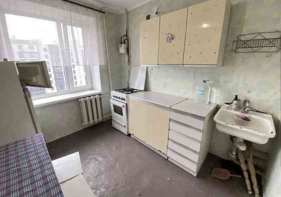 Продаю 1к/кв Соляные (Школьная) 8/9 кирп 39/20/8,15000 Миколаїв