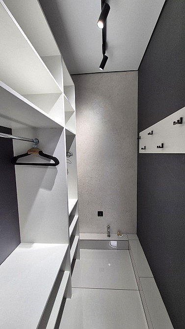 Продам новеньку 1кім.квартиру за суперціною! Рівне - зображення 3