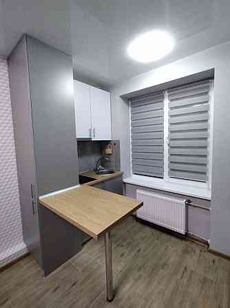 Продам квартиру 6 поверх Воробйові гори 8 Харків