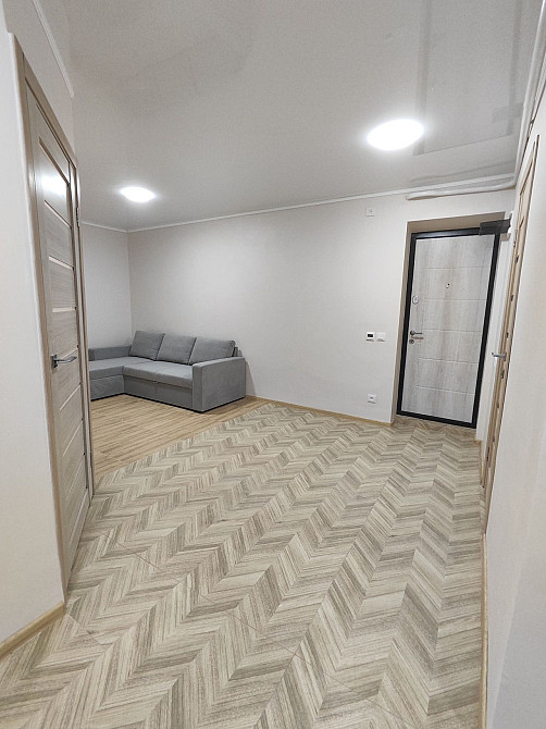 Продається студія р-н Ювілейна с дизайнерськім новім ремонтом та мебля Кривой Рог - изображение 2