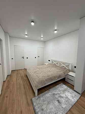 Продаж 2 кімнатної нової квартири вул.Київська Черновцы