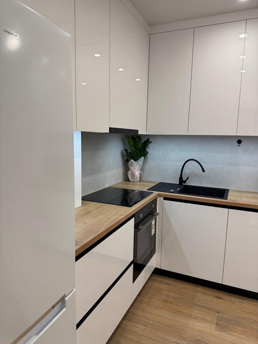 Продаж 2 кімнатної нової квартири вул.Київська Черновцы - изображение 4