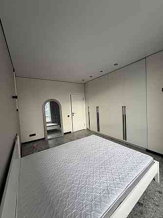 Однокімнатна Позняки Причал 8 Київ