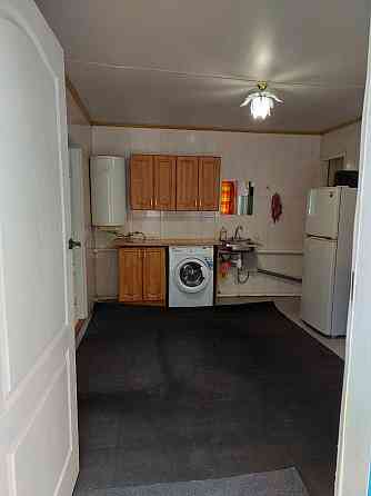 Сдам однокомнатный домик проспект Свободы.С ком.услуг только эл-во. Дніпро