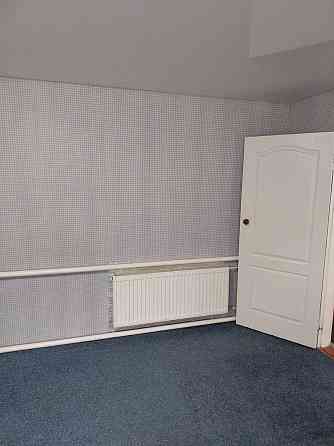 Сдам однокомнатный домик проспект Свободы.С ком.услуг только эл-во. Дніпро