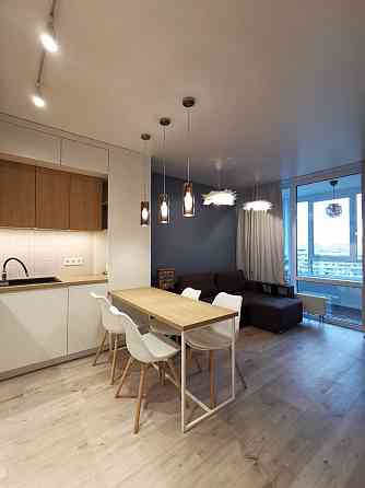 Оренда 2к квартири, Варшавський Плюс. Киев