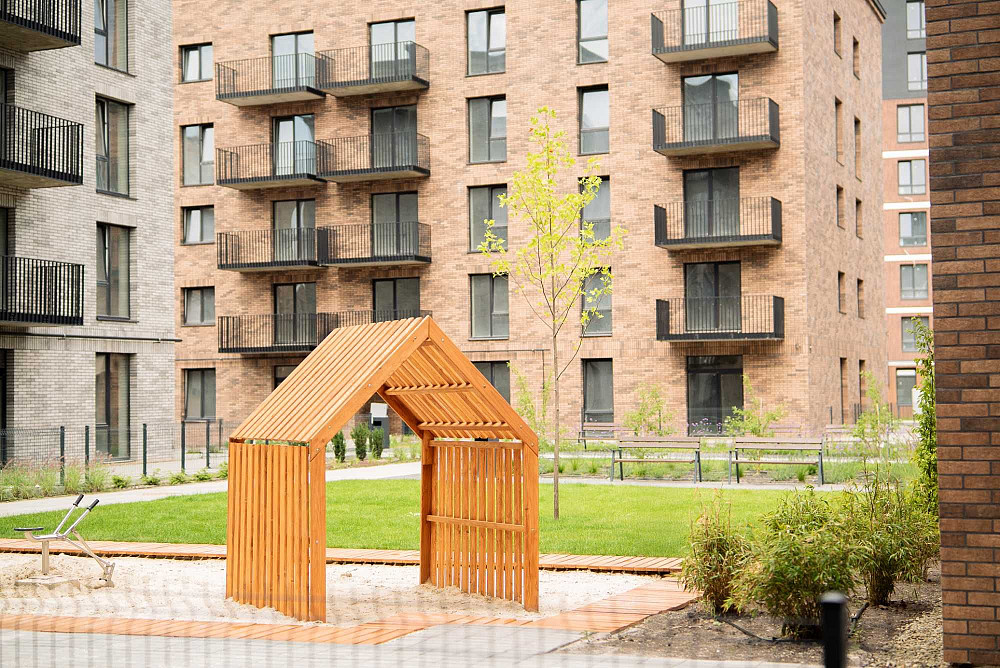 2к квартира з великим ПАТІО в малоповерховому будинку Ивано-Франковск - изображение 1