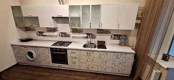 2-кімнатна в центрі: паркомісце, охорона, газ, 2 сан вузли, 2 балкони Харків