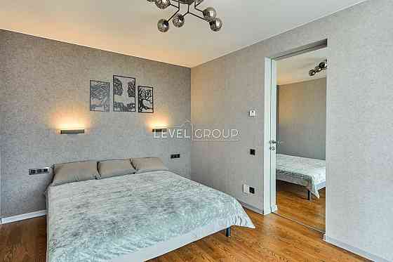 4-кімнатна дворівнева квартира з двома терасами. Дизайнерський ремонт Вышгород