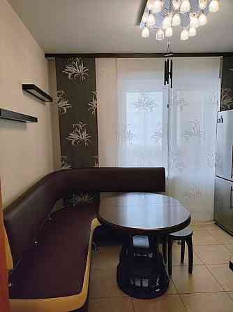 Продам 1 к.квартиру Ахматової Григоренко Дарницький р-н Метро Позняки Київ