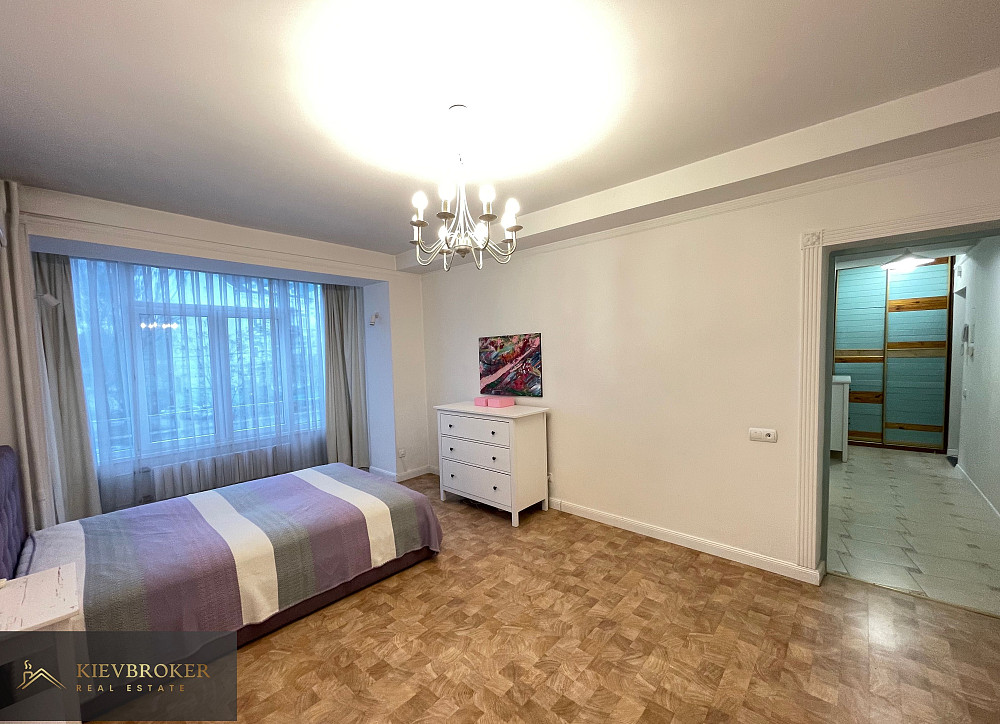 Продам квартиру з ремонтом метро 7 хвилин Іллєнка (Мельникова) 18 Київ - зображення 1