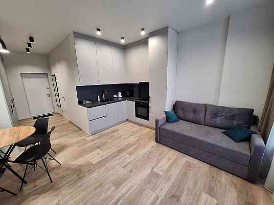 1-кімн квартира по вул. Центральна 21-Б, ЖК Рів'єра, масив Осокорки. Київ