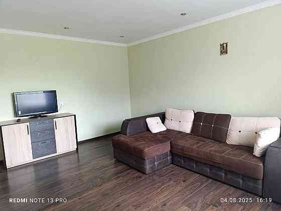 Двокімнатна в спокійному районі біля річки Ивано-Франковск