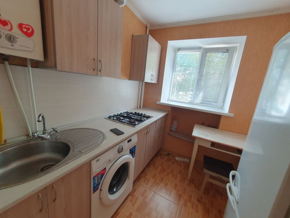 Здам в оренду  1 кімнатну квартиру .  Проспект Юності. Вінниця - зображення 2