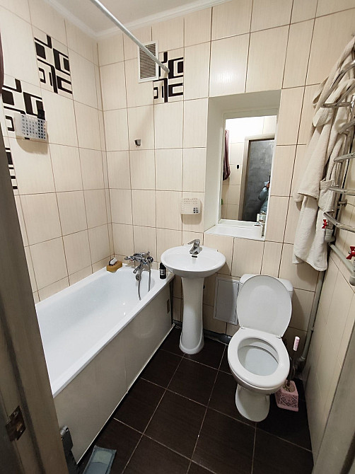 Здам 1 кімнатну в центрі Житомир - зображення 4