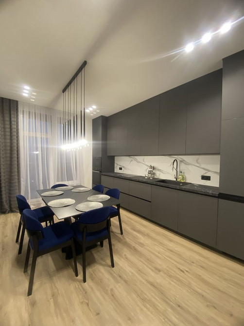 2к студія в ЖК Володимирський Киев - изображение 3