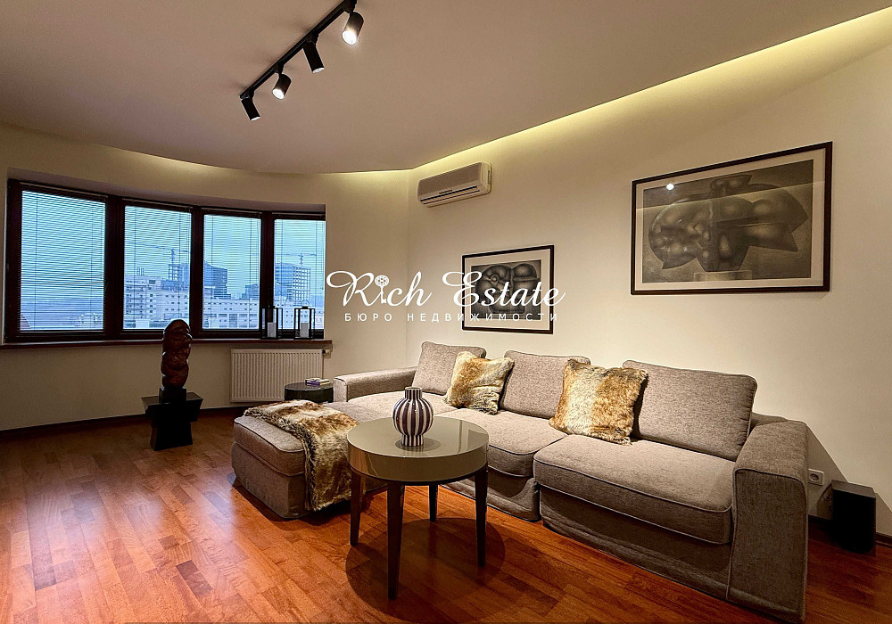 Без% Жилянская 30а Автономная 2-к квартира Центр Олимпийская Свет 24/7 Киев - изображение 1