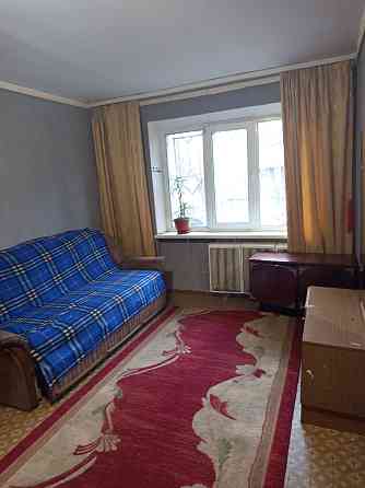 Двушка на пл Артёма.Оплата помесячно.Заселим сразу.Любой срок. Кривой Рог