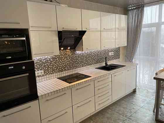 Продам квартиру ЖК Вишиванка ( 85 кв.м) Борисполь