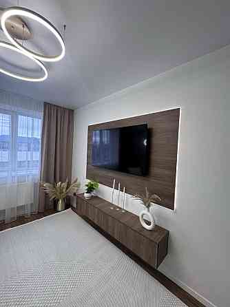 продам 2 кім в новому будинку в центрі міста Залуква