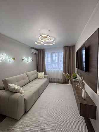 продам 2 кім в новому будинку в центрі міста Залуква