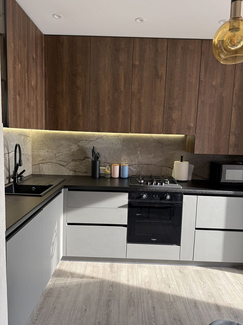 Продам квариру на щасливому з ремонтом Рівне - зображення 1