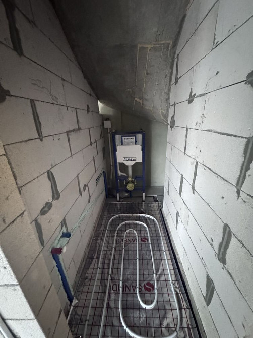 ПРОДАЄТЬСЯ велика Двох кімнатна квартира, з власною терасою Винники - изображение 6