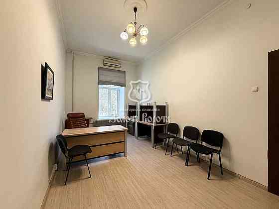 Квартира, 2к. Гарний стан. Болбочана, 4, Печерськ. Можна під комерцію Киев