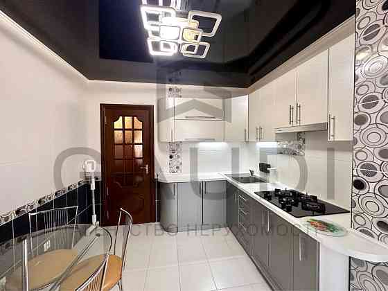 Продажа. Центр. Фрунзе-8-е марта. Вид на реку.Безнал. Миколаїв