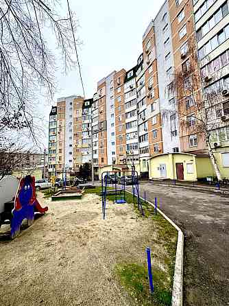 Продам 2-комнатную квартиру в центре набережная Харьков