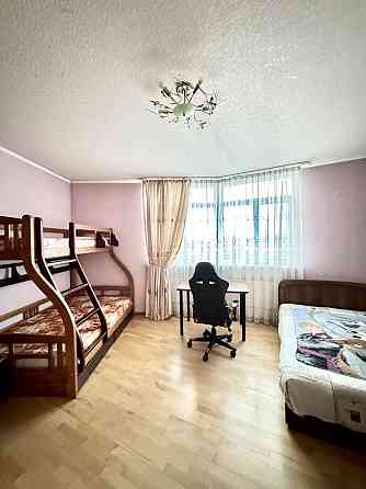 Продам 2-комнатную квартиру в центре набережная Харьков