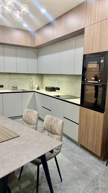 Без% Світло завжди 180м Богдана Хмельницького 58а Ярославів Вал Франка Киев - изображение 3