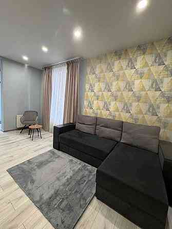 Оренда 2-кімнатної квартири в ЖК «Семицвіт» у ближньому центрі. Львів