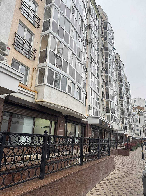 Продаж 1 кімнатної студії, з  виходом на терасу. Центр міста. Полтава - зображення 2