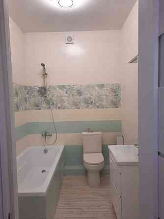 Продаж 1 ной. квартири 51,4 кв.м Петрівський квартал 2 поверх ліфт Святопетровское (Киево-Свят. р-н)